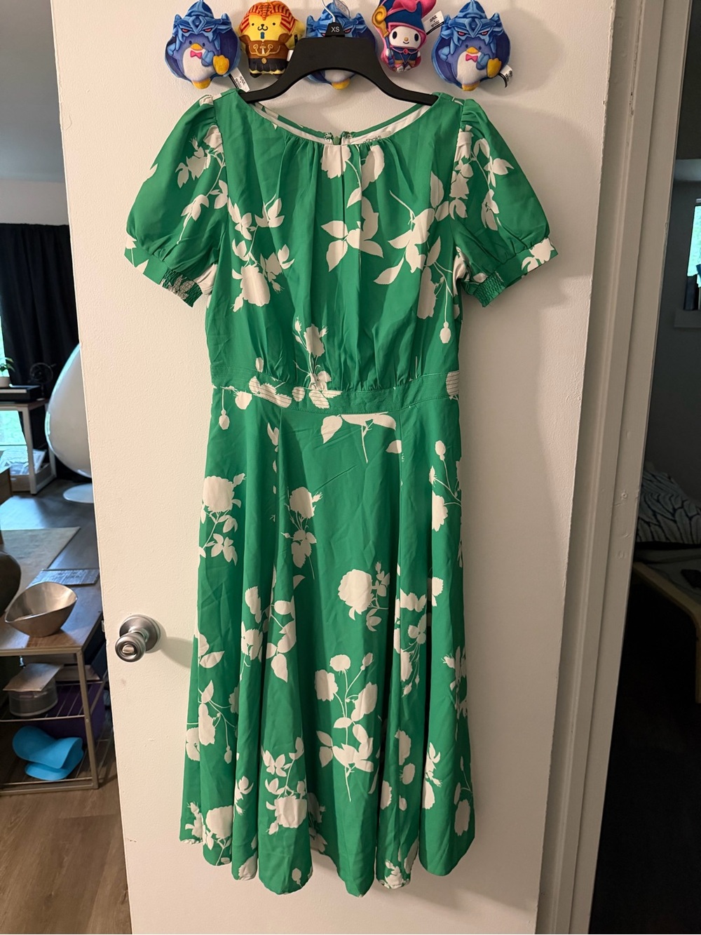 eshakti Green and White Floral Midi Dress with Puff Sleeves